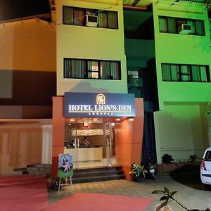 Hotel Lions Den